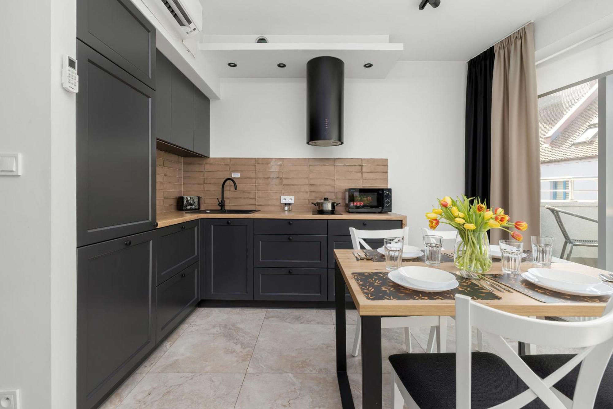 Gran & Marina Podzamcze Apartments Szczecin By Noclegi Renters Ngoại thất bức ảnh